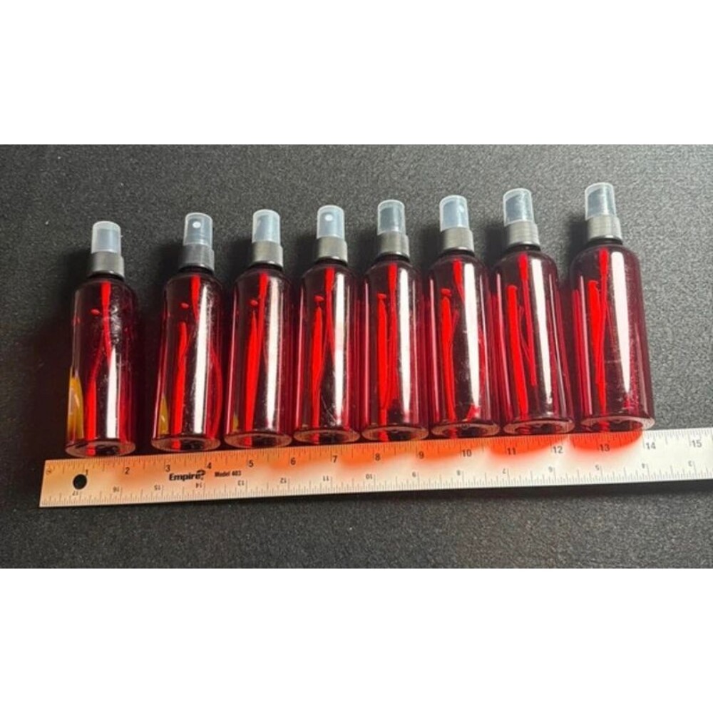 8 red/amber plastic fine-mist spray bottles